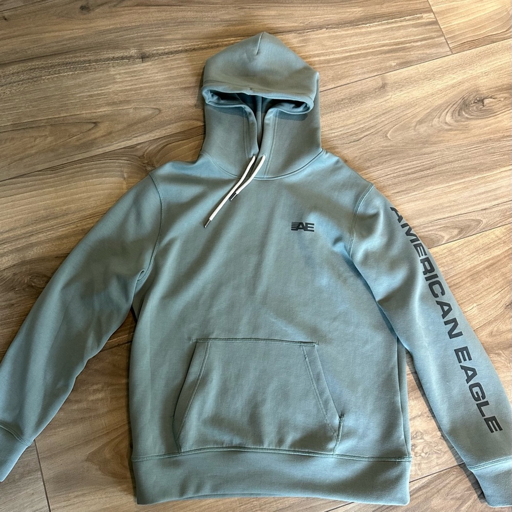 American Eagle super soft hoodie men’s size M. Perfect condition